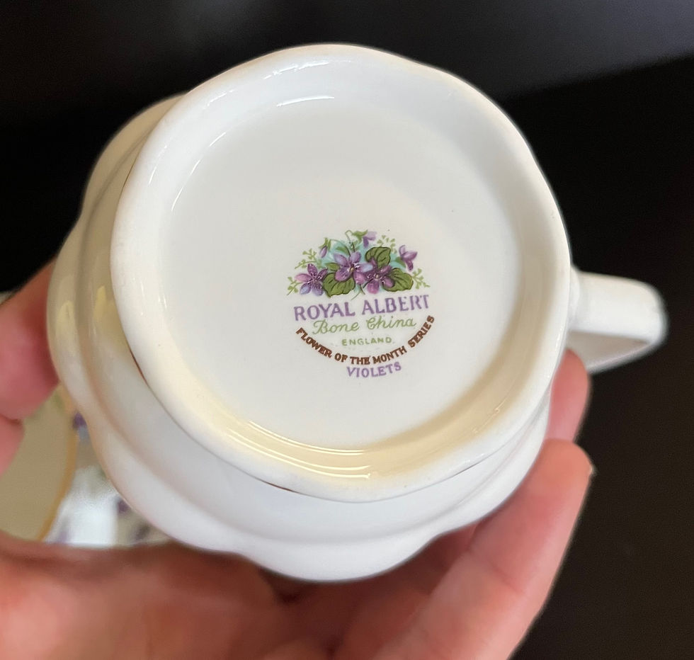 Thumbnail: Vintage Royal Albert Flower of the Month February Violets 4 Pieces