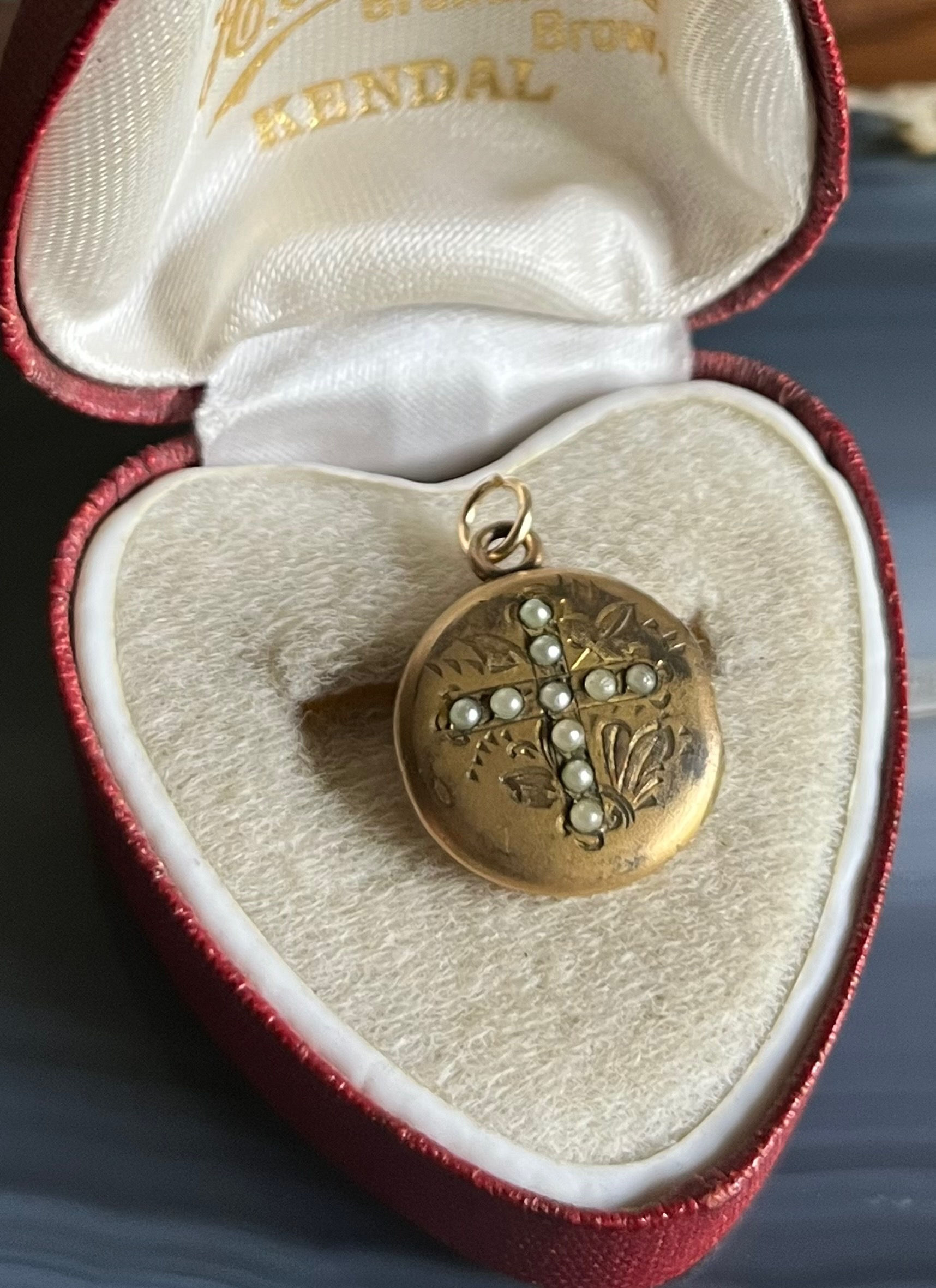 Antique Gold Filled Seed Pearl Cross Religious Jewelry Photo Locket