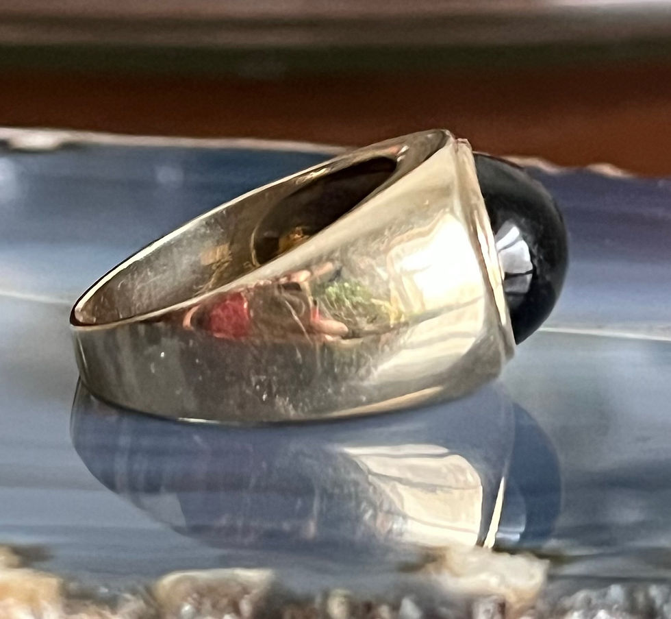 Thumbnail: Vintage Mens 10K Gold Cat's Eye Chrysoberyl Signet Ring