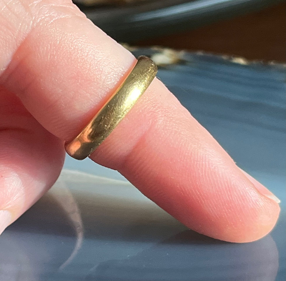 Thumbnail: Antique 1923 Buttery 18K Yellow Gold Birmingham Hallmarked Wedding Stacking Band
