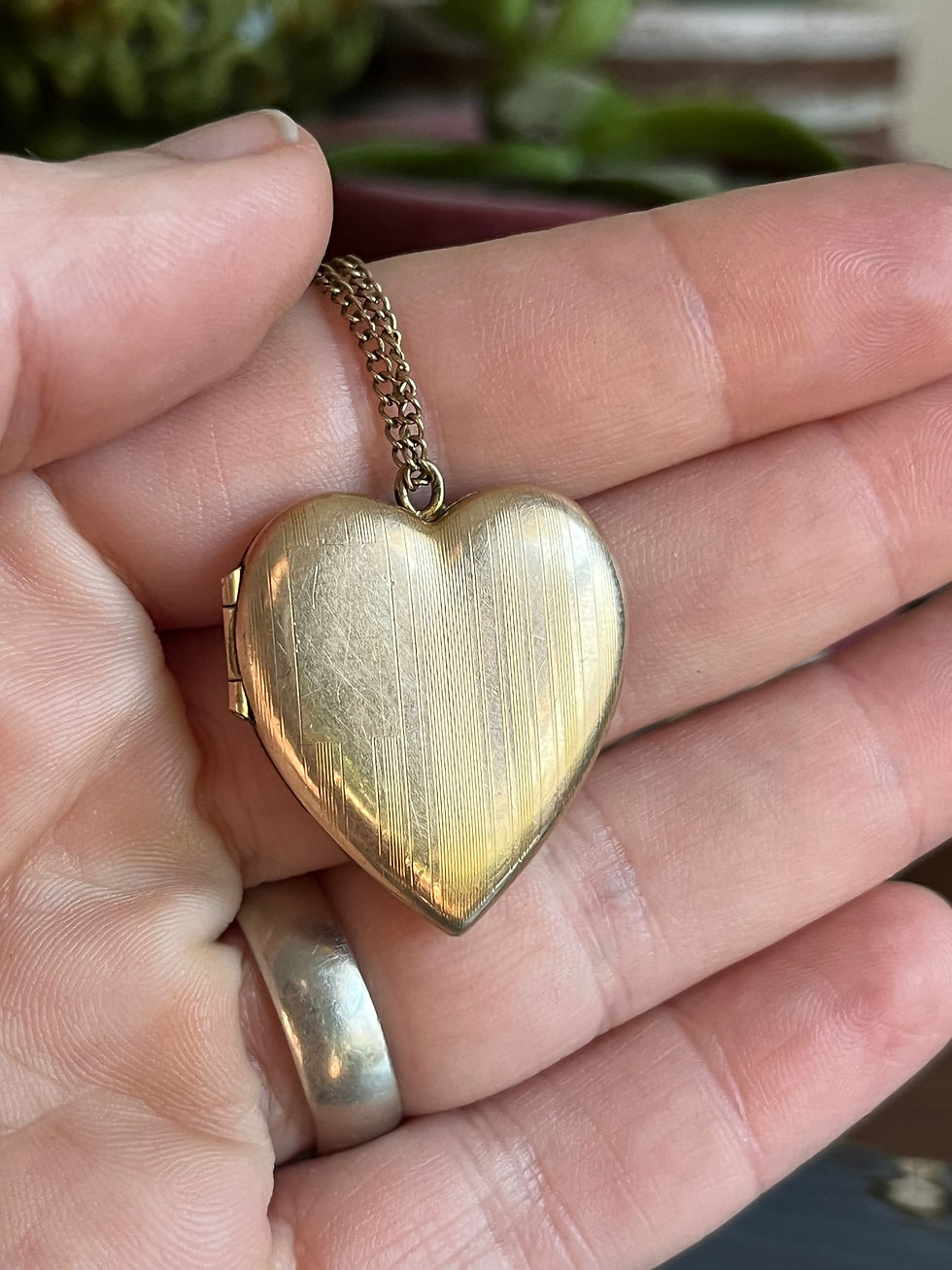 Thumbnail: Vintage Gold Filled Art Deco Heart Shaped Photo Locket & Chain