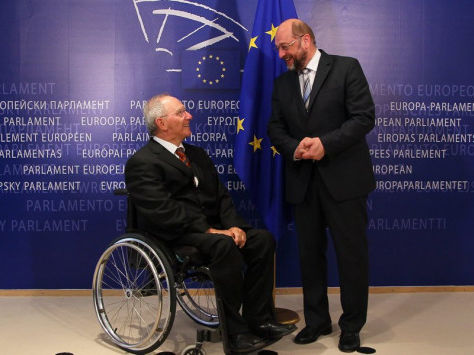 ΣΟΥΛΤΣ VS ΣΟΙΜΠΛΕ ... χρησιμοποιούν την Ελλάδα στην προεκλογική τους μάχη...
