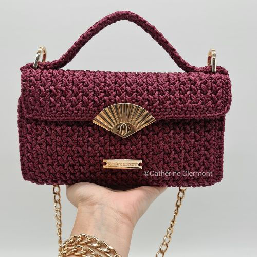 Thumbnail: PATTERN ENGLISH: Crochet Clutch