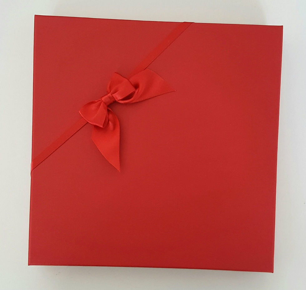 Thumbnail: Personalised Graduation Card Any Skin Tone Any Colour Cap & Gown Any Hair Style