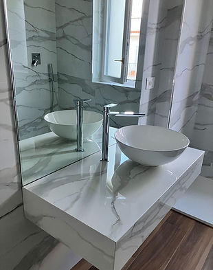 BAGNO IN MARMO 
