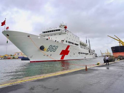 Dakar accueille le navire-hôpital chinois « Auspicious Ark » pour une mission médicale d'envergure