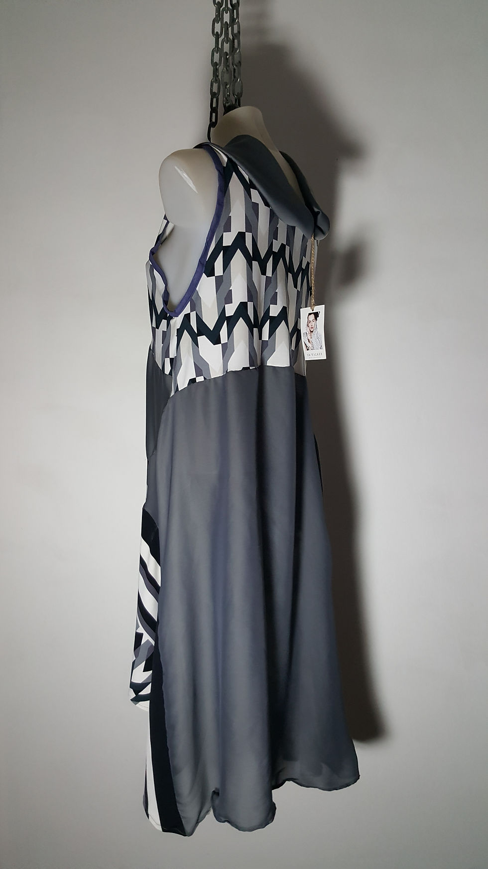 Thumbnail: Saar Shift Dress