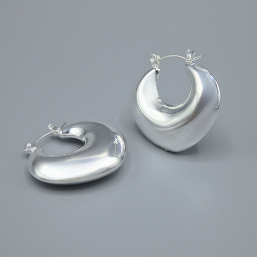 Ruby Loves Rome Pillow Hoops in Silver color | Ruby Loves Rome
