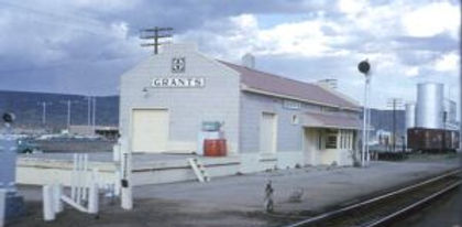 NRHS-L-ATSF-Grants-NM-station-July-1964-Arthur-Angstadt-300x181.jpg