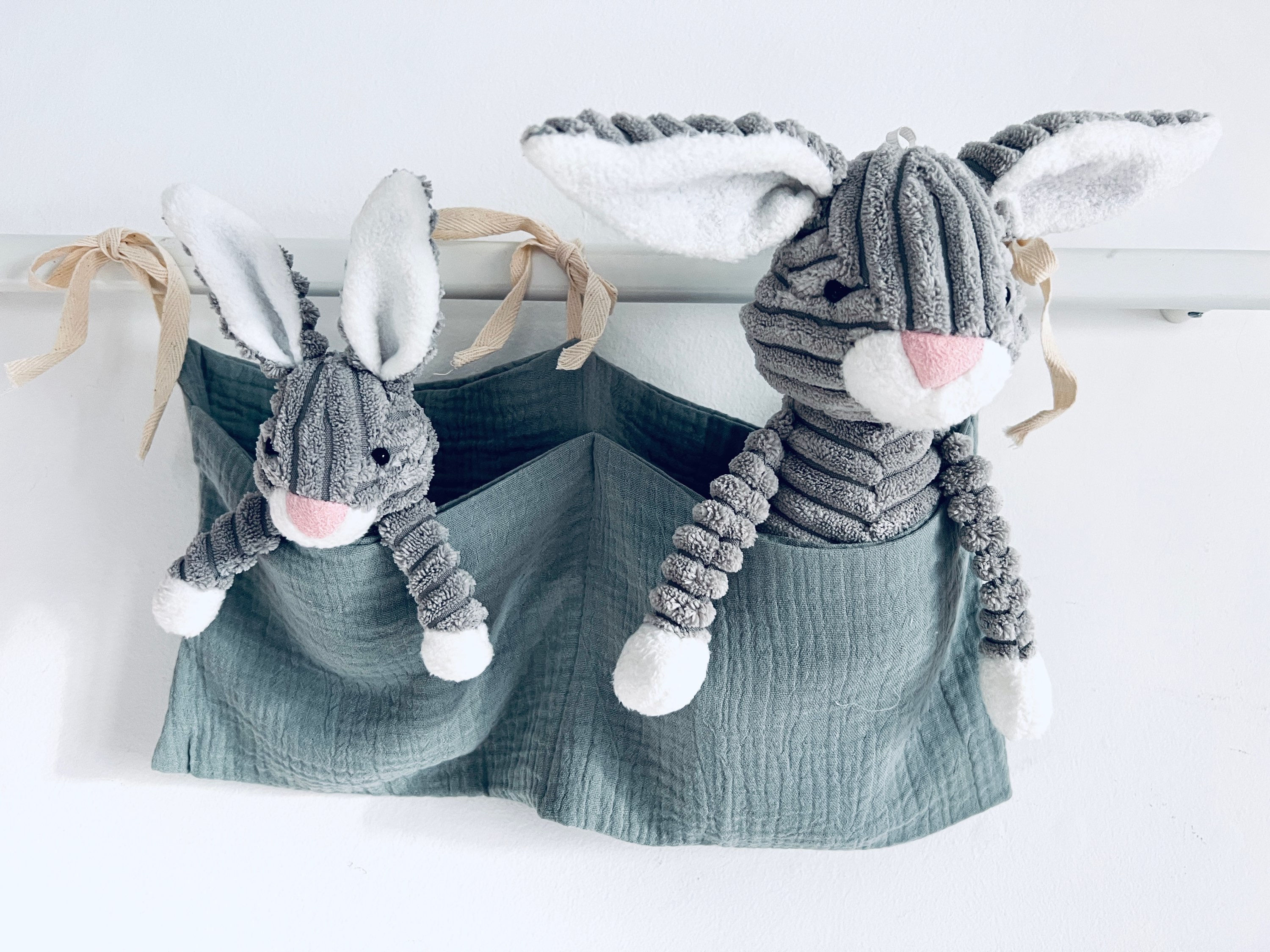 CRIB POCKET 🐣🐰