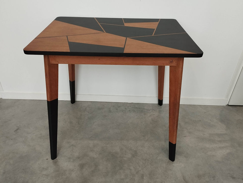 Miniature : Table Joséphine