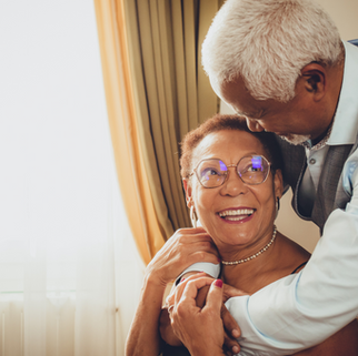 Lo que los adultos mayores necesitan saber sobre la tosferina