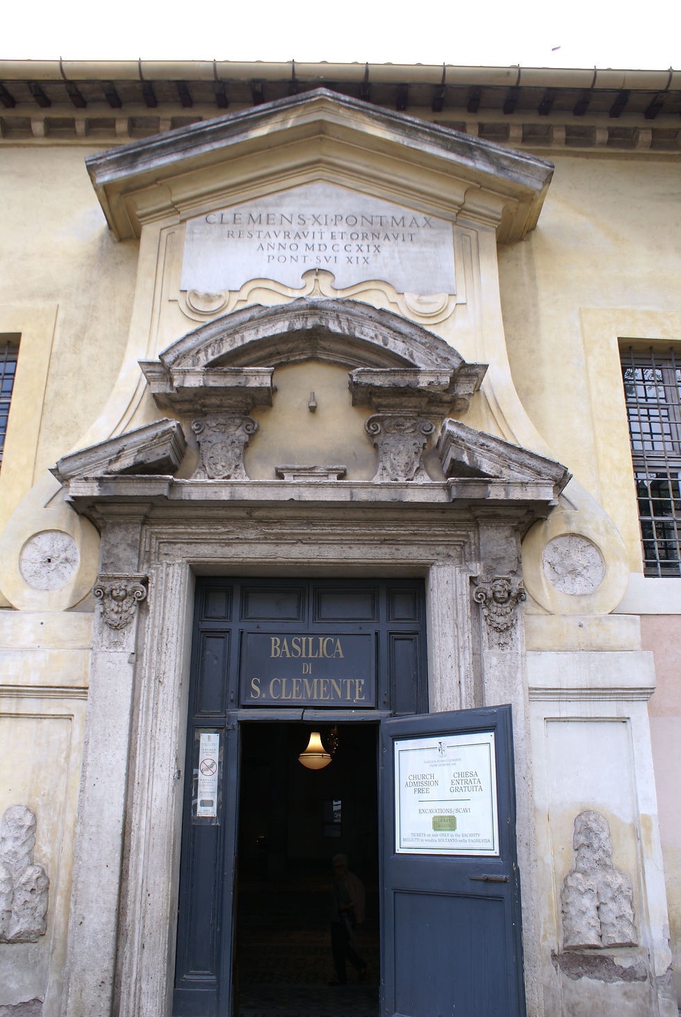 Entrance To San Clemente