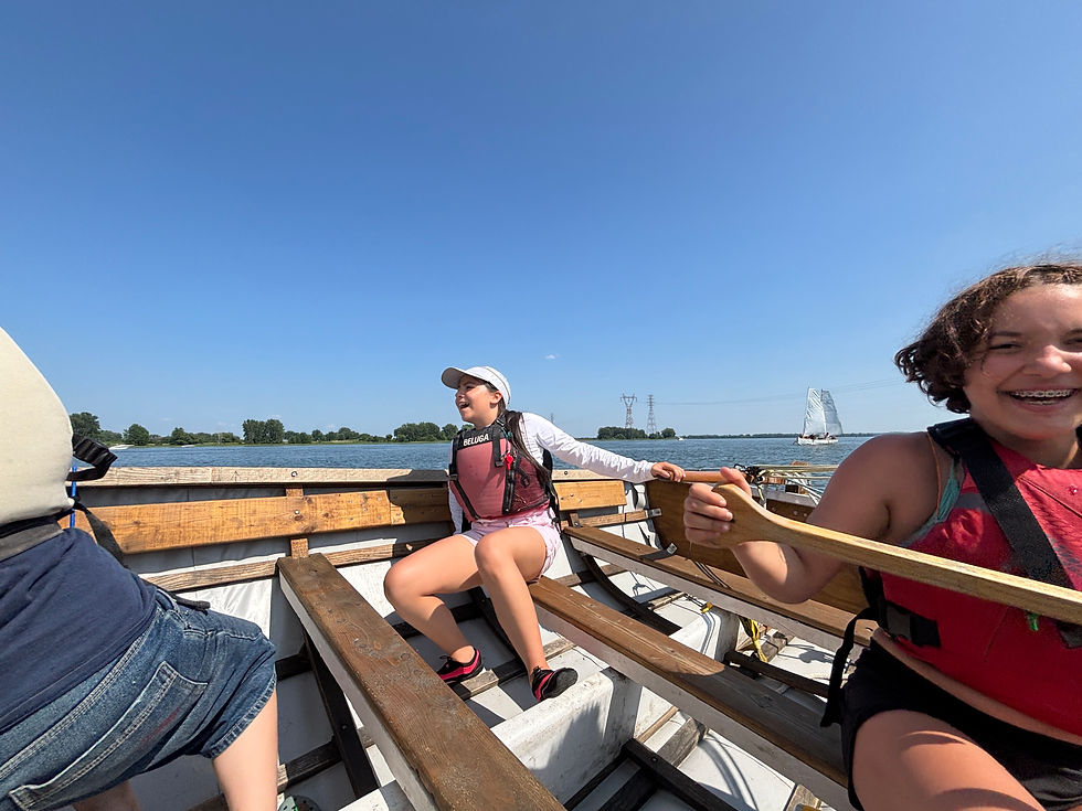 Jeunes Marins Urbains offre également un camp de voile-aviron de 5 jours pour les 12 à 14 ans ⛵️