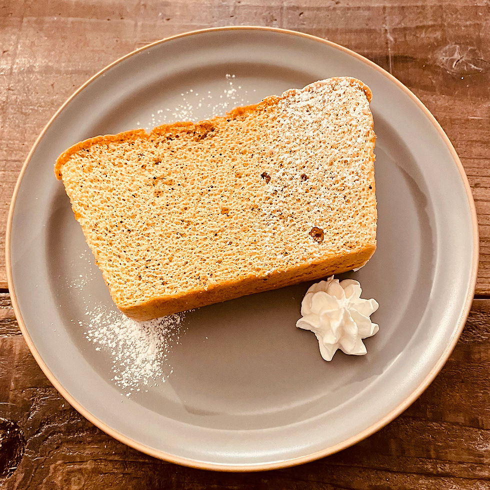 コーヒーのお供といえばシフォンケーキ。