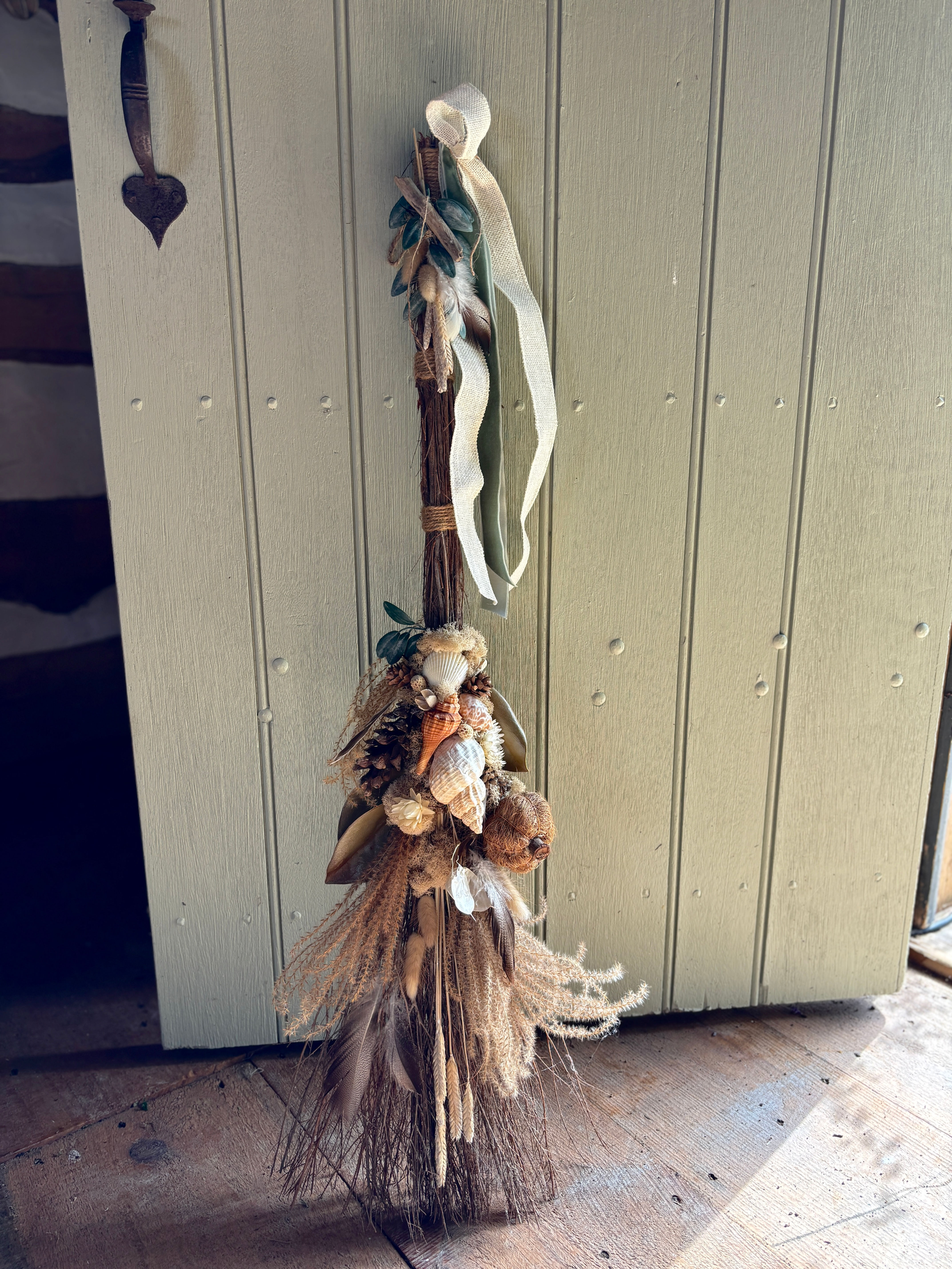 Bloom Broom: Sea Witch