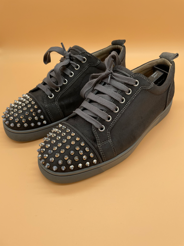 Schuhreinigung
Sneaker Cleaner
Reinigung von Schuhe