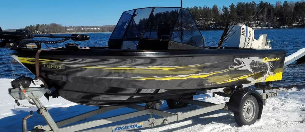 Digitalprintad dekor på båt