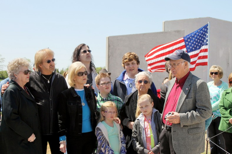 Duane Allen Family | RRV Veteran Memorial