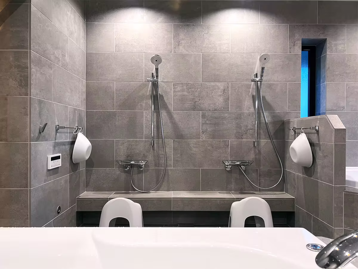 在来工法施工事例⑤|フィンランドサウナ・水風呂・ジェットバスを備えたウェルネスバスルーム