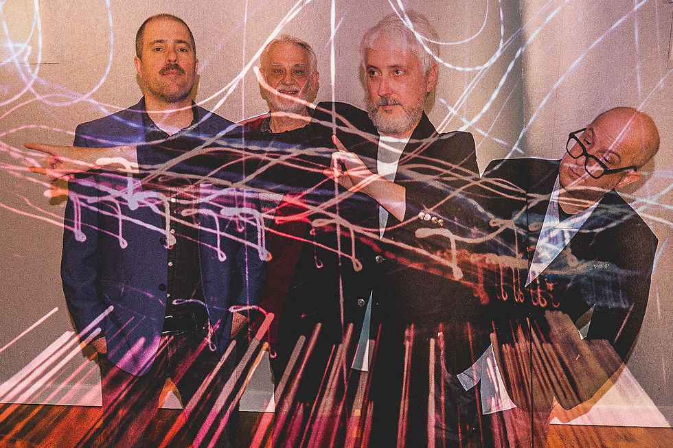 Smug Brothers, The Laughing Chimes, Surfer