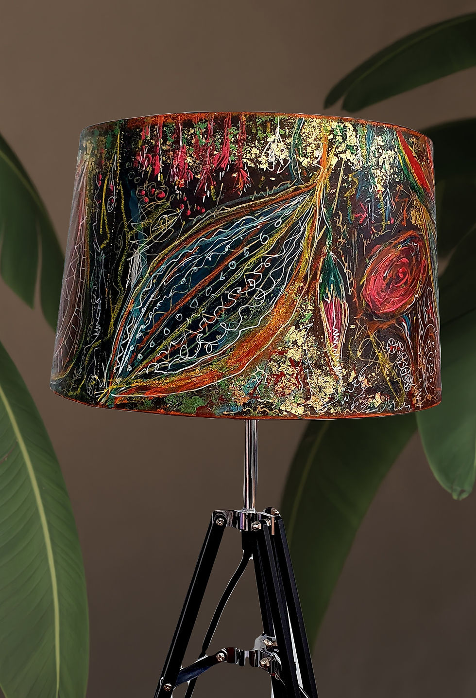 Thumbnail:  LAMPSHADE WITH GOLDEN DETAILS