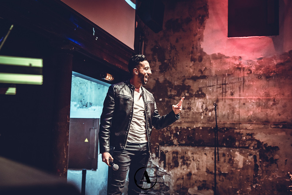 Yassine Hitch I stand-up I Café A