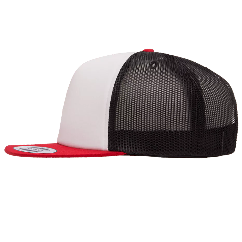 casquette-trucker-yupoong-white-front-6005-red-white-black-gauche.webp