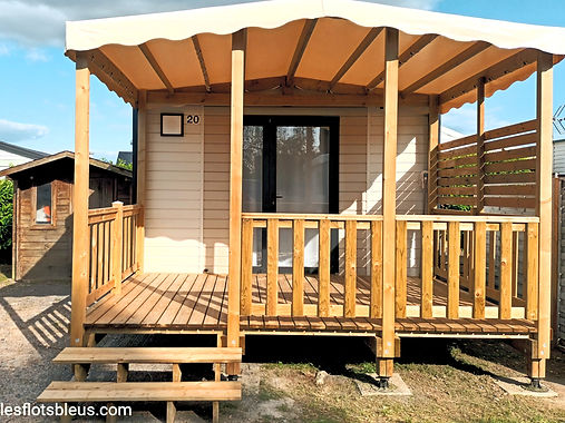 Entrée Mobil home en location Dumet au Camping Les Flots Bleus à Piriac sur Mer