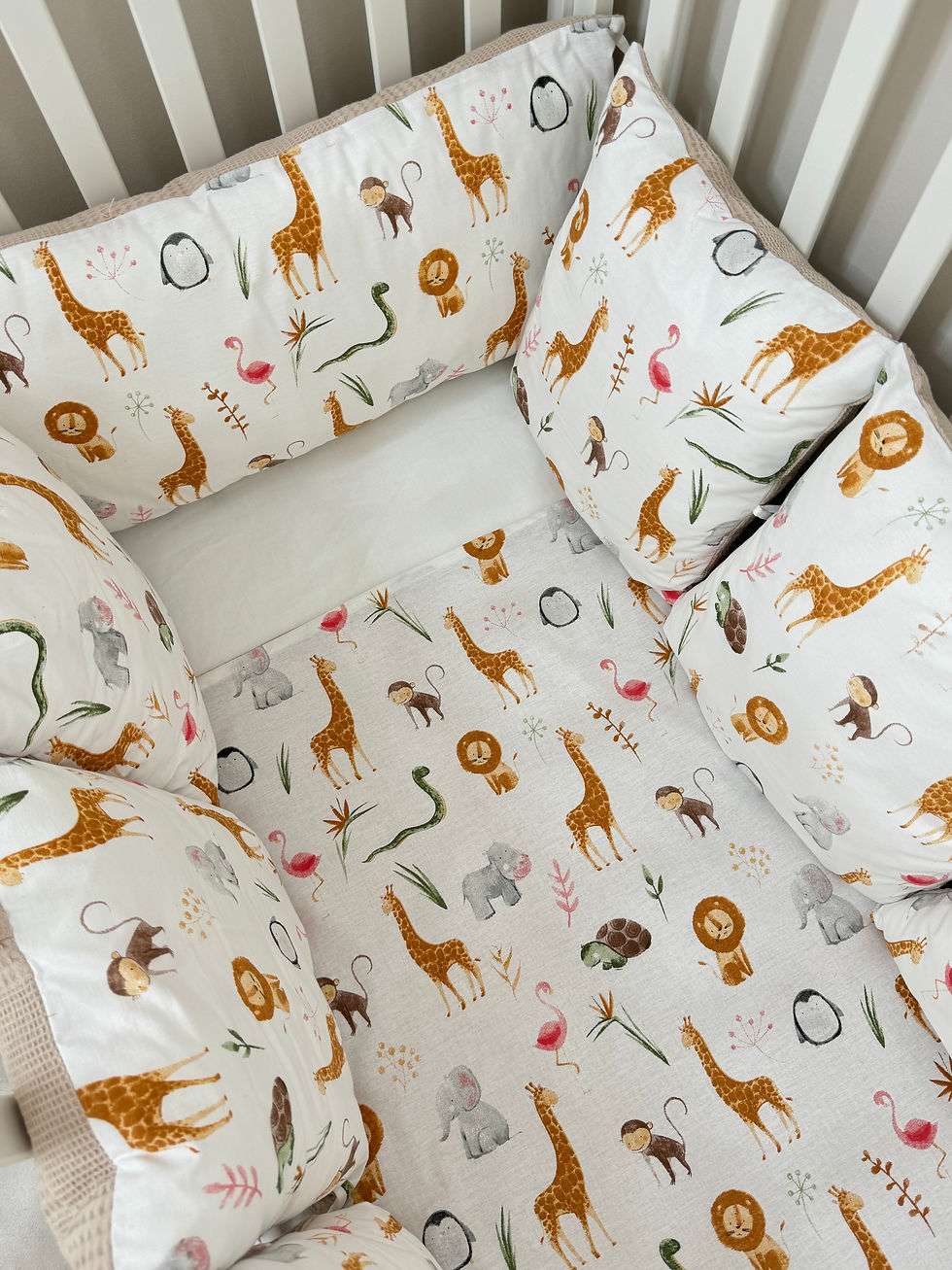 מצעים 5 חלקים- חיות חומות בשילוב בד פיקה בז