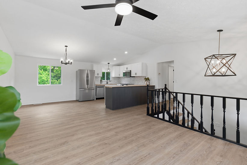 9-web-or-mls-1730-ledgewood-blvd-ne.jpg