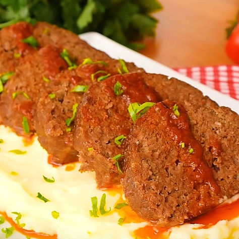 Püreli Rosto Köfte Tarifi