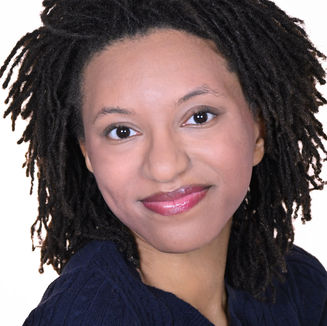 pretty black woman richmond headshot