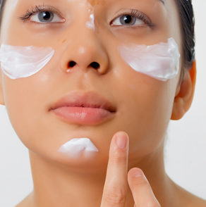 Beat the Summer Heat and Keep Your Face Moisturized