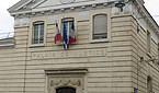 Tribunal Fontainebleau 2.jpg