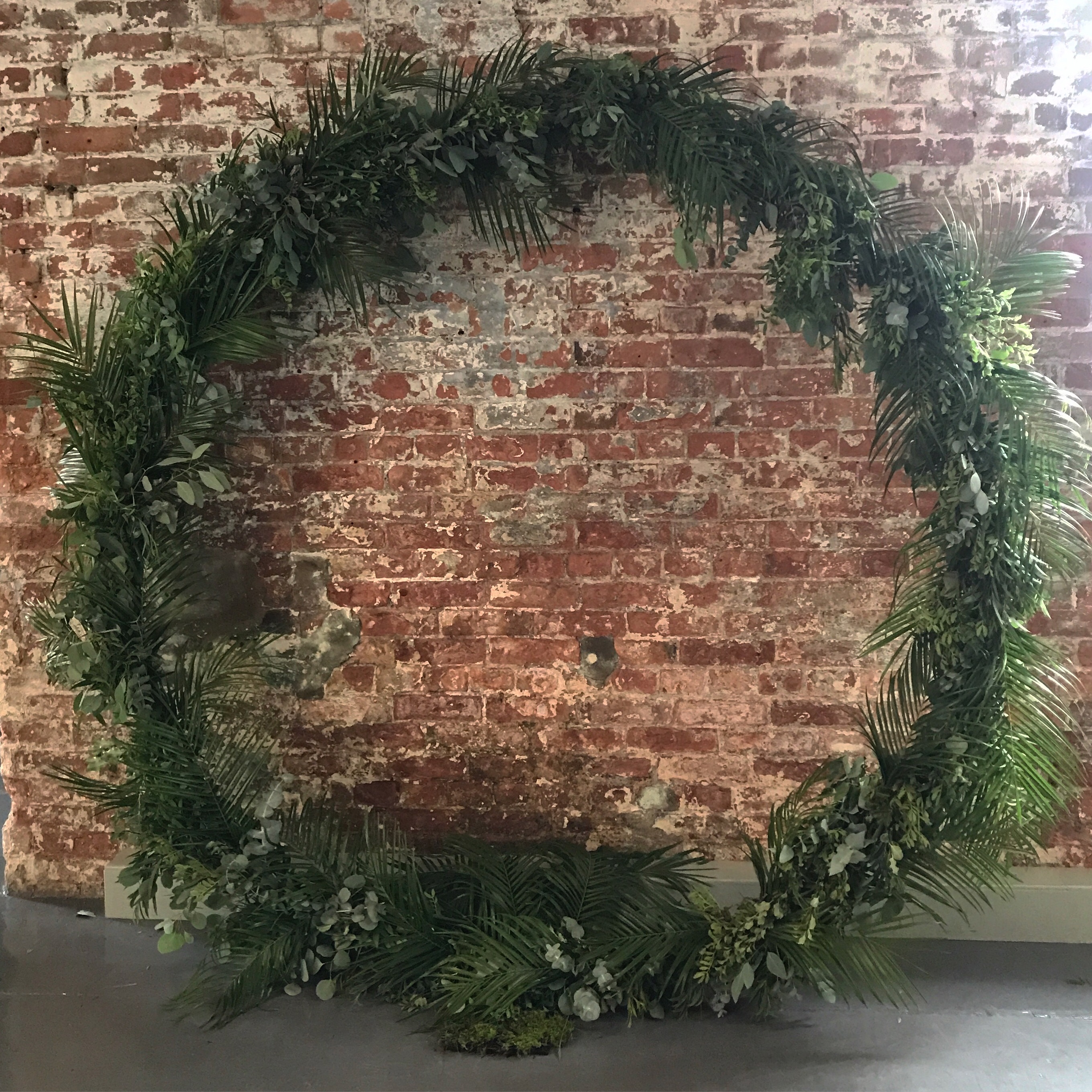 2M MOONGATE ARCH
