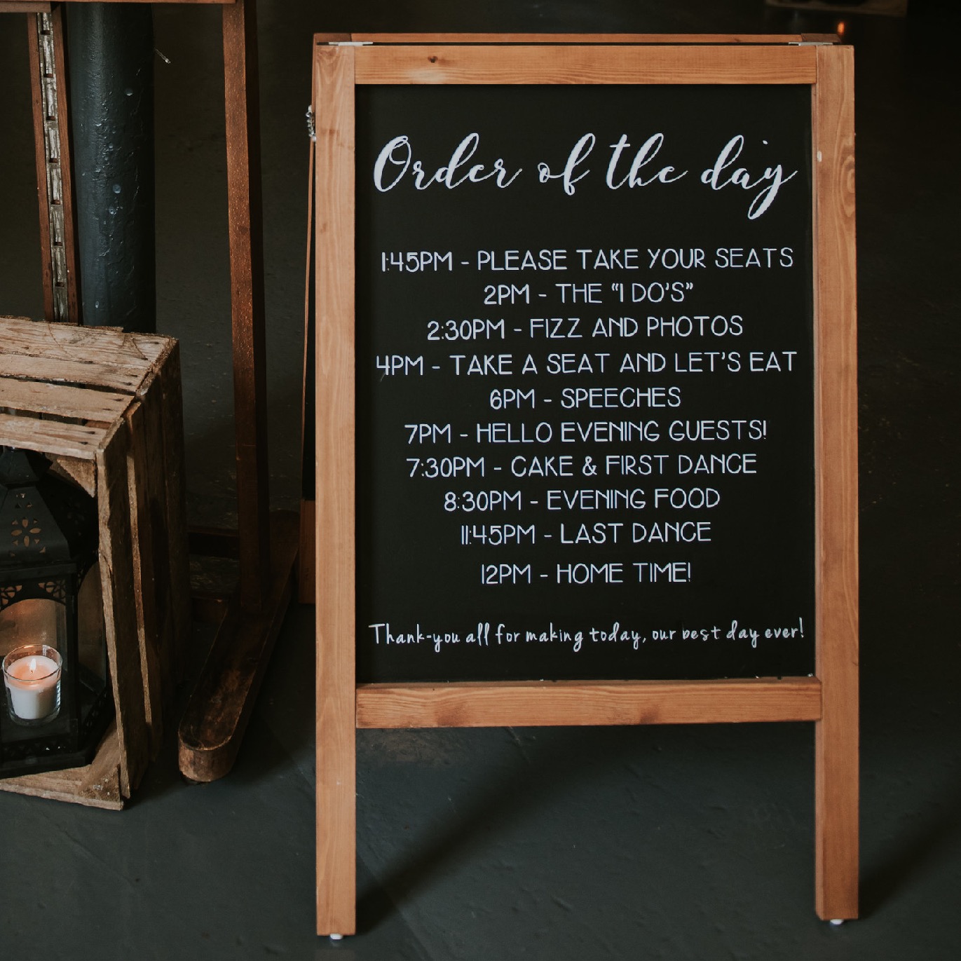 SANDWICH BOARD
