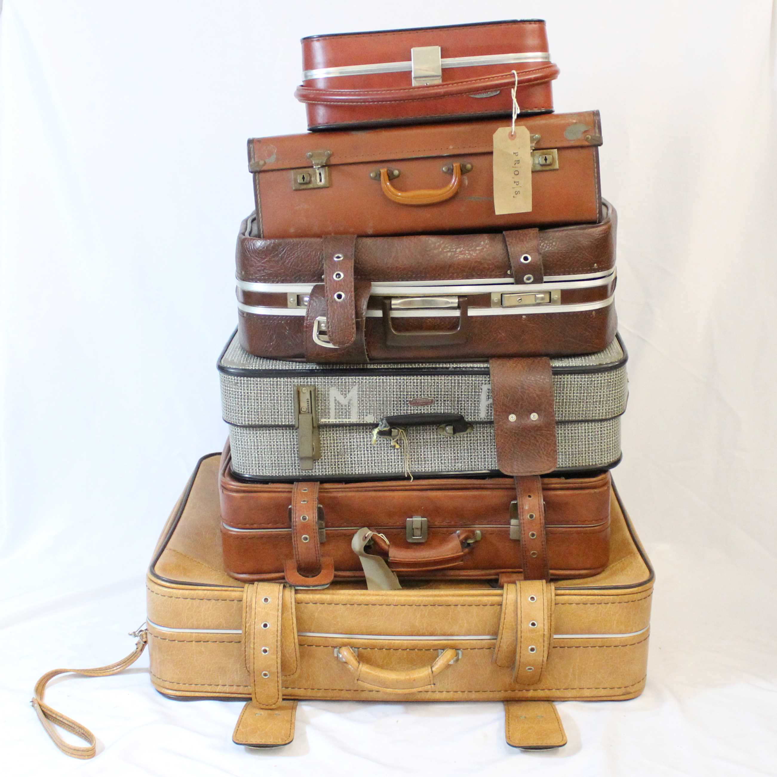 VINTAGE SUITCASES