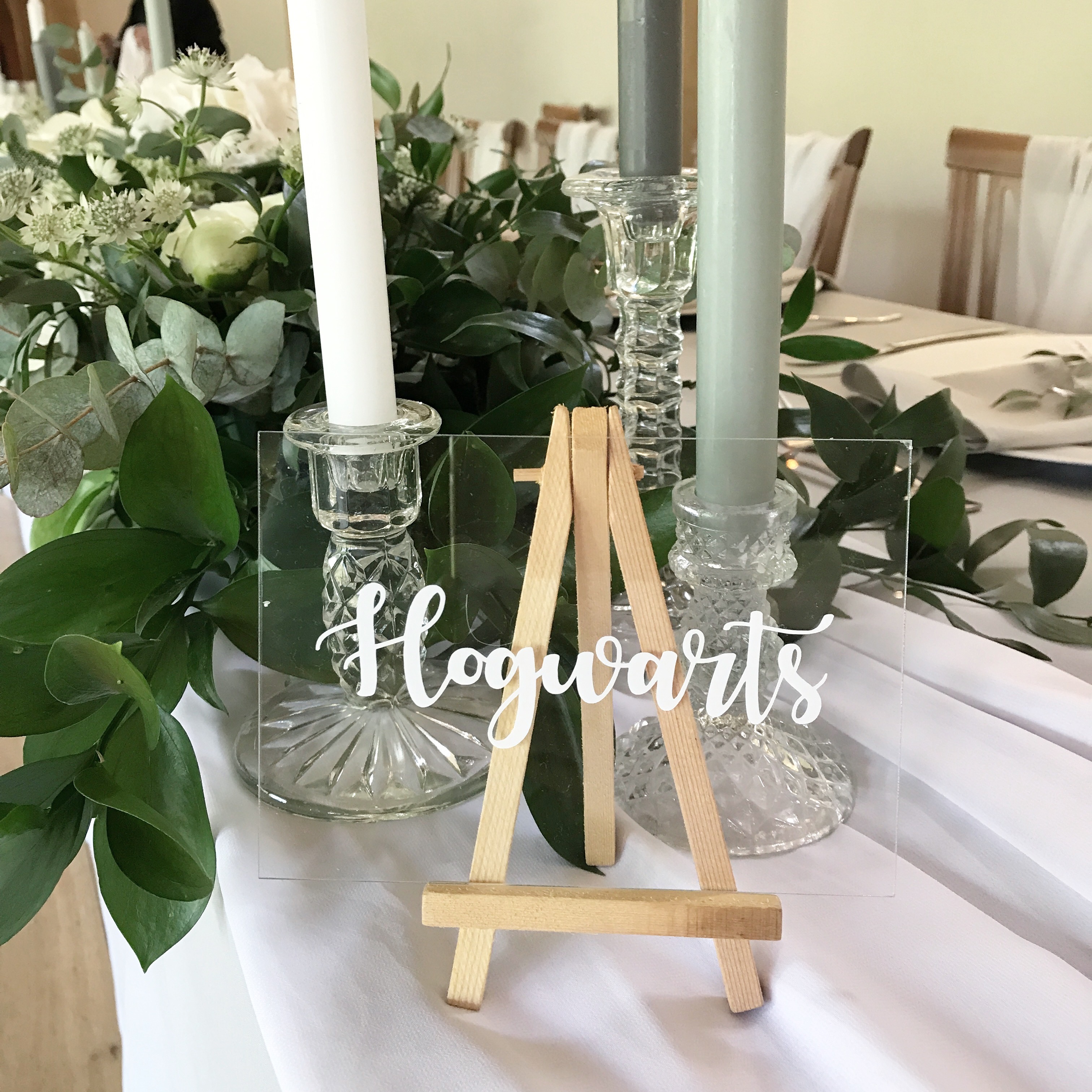 ACRYLIC TABLE NAMES A6