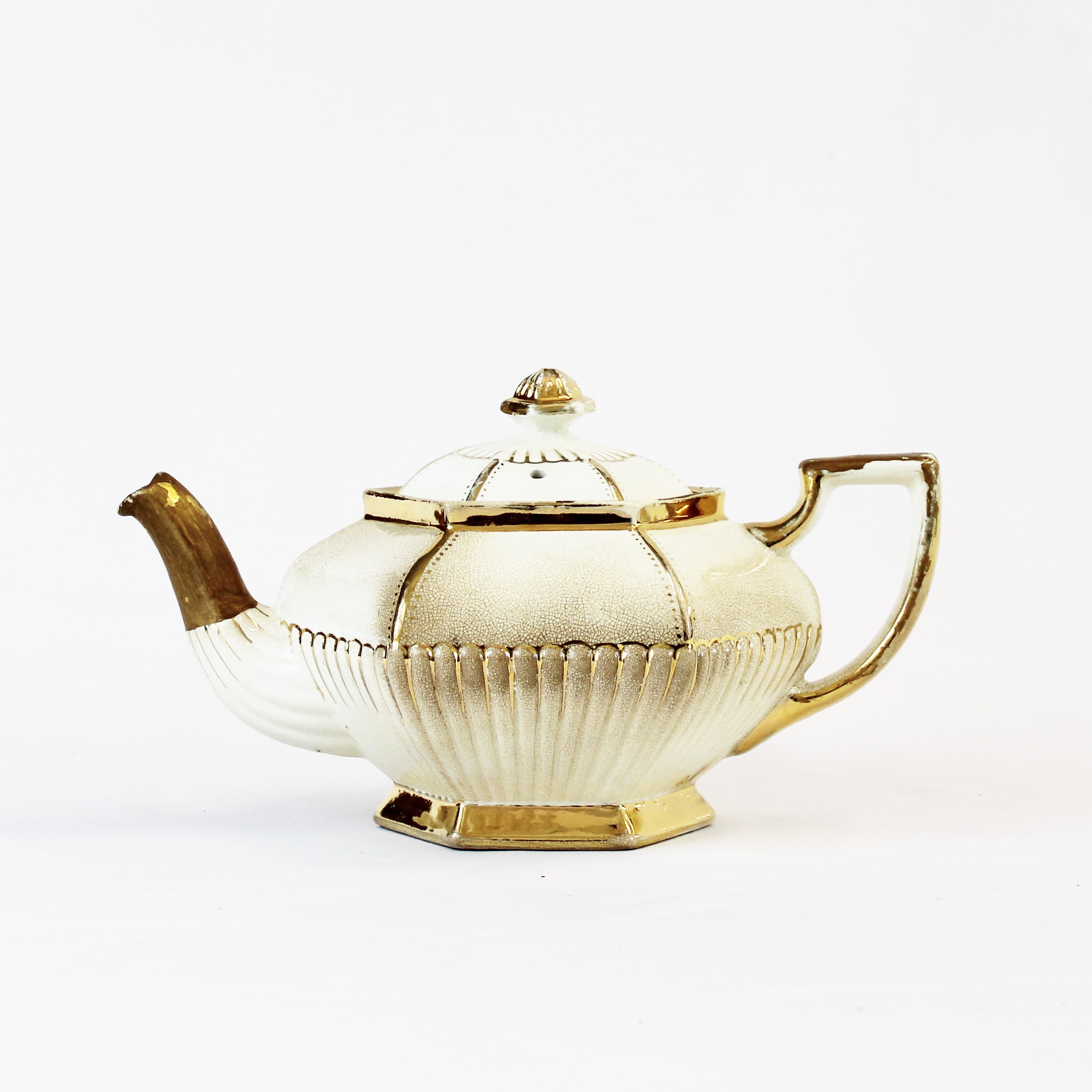 VINTAGE GOLD TEAPOT