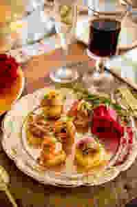 Rustic Christmas Wedding food Ideas