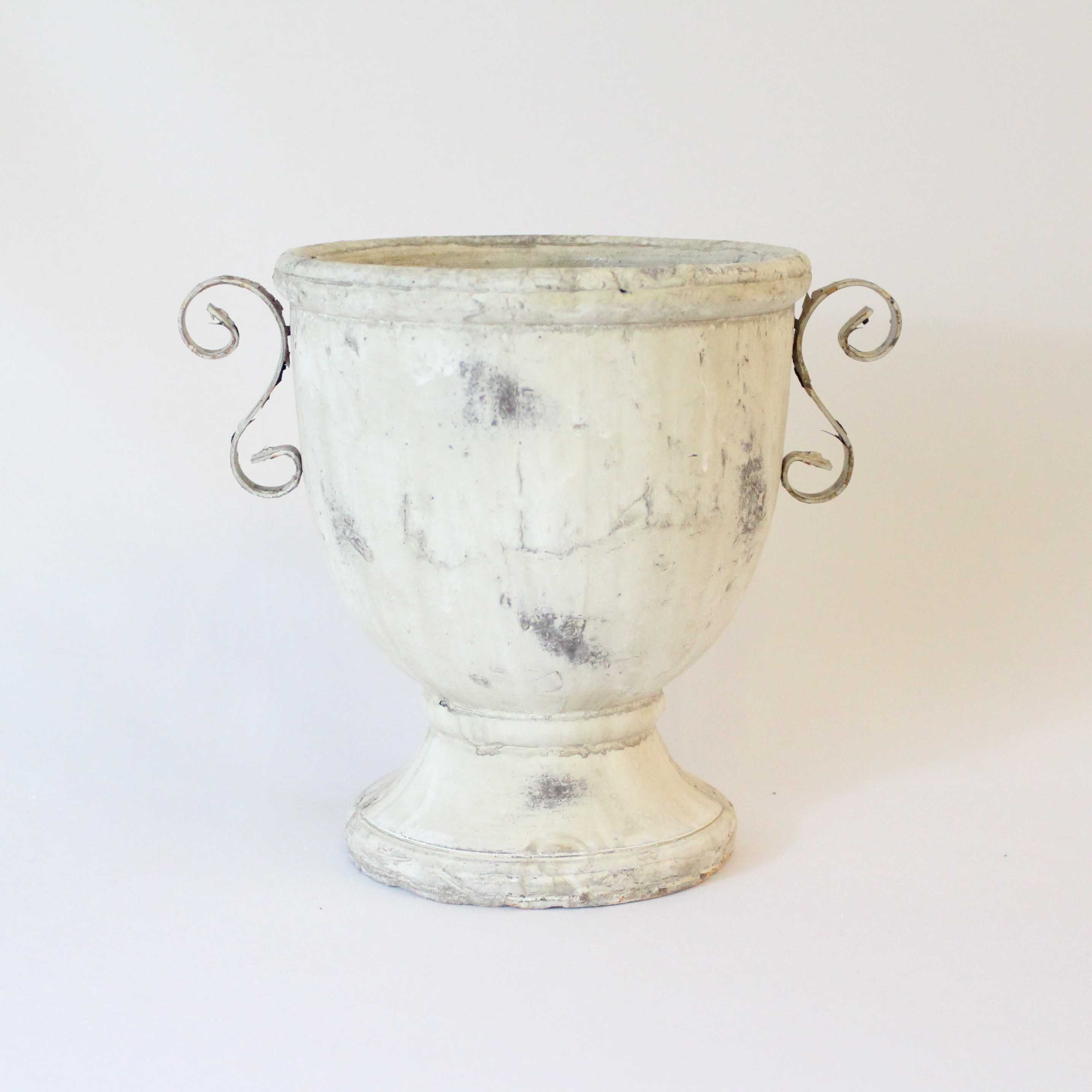 STONE URN