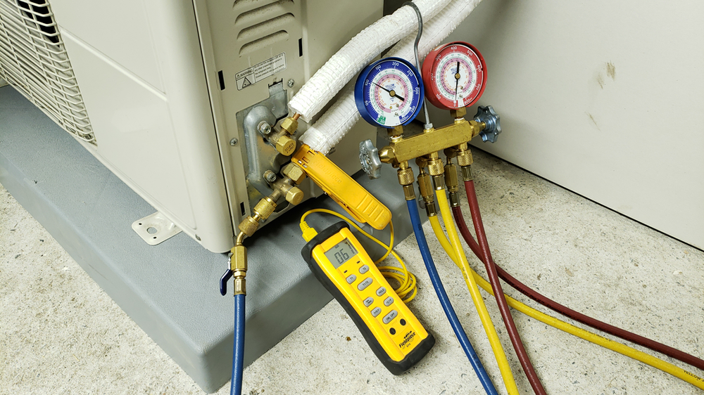 Checking the Charge of a MiniSplit Unit!