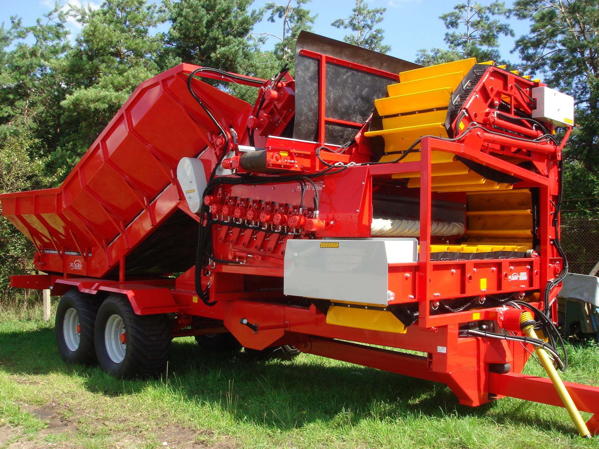 Mobile Cleaning Unit Carrot Mobile Cleaner Niagri