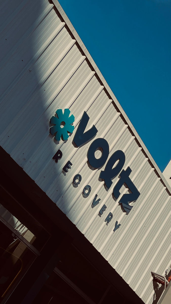 Identidade Visual Voltz Recovery