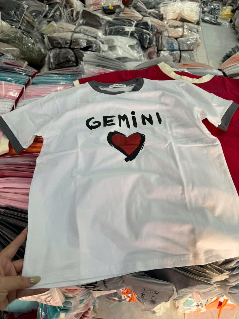 Thumbnail: Vietnam Lady mix crop top 