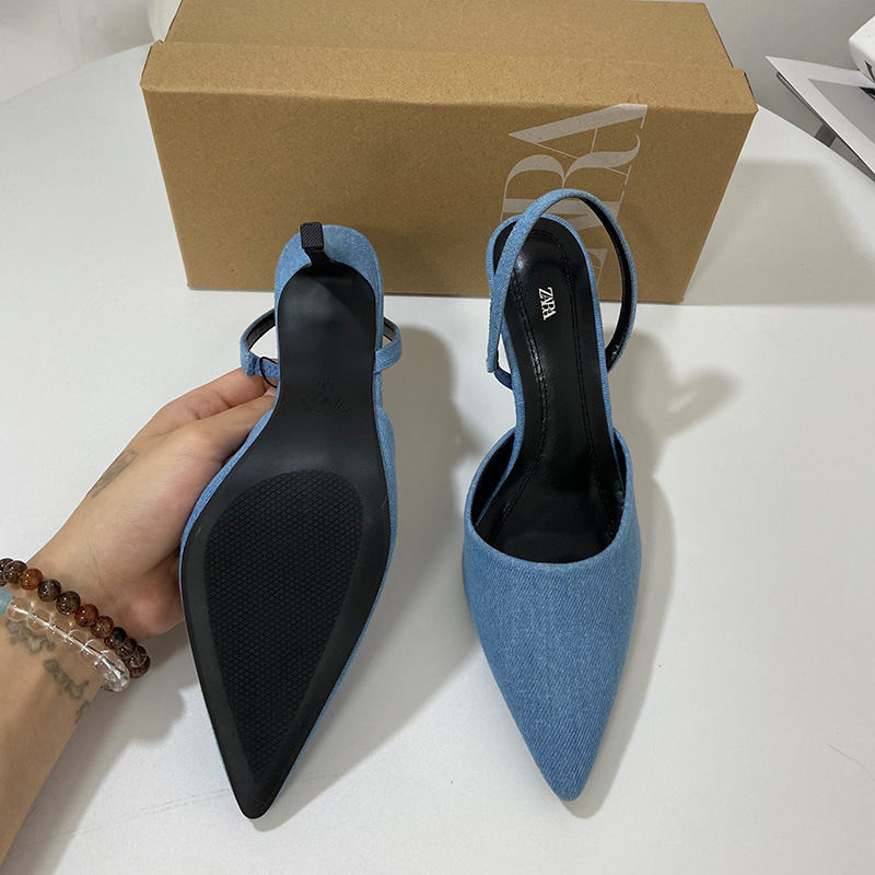 Thumbnail: Zara heels with box
