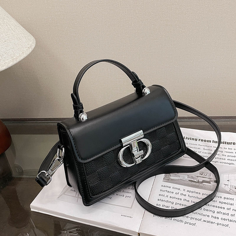 縮圖：very high quality  bag fully boxed