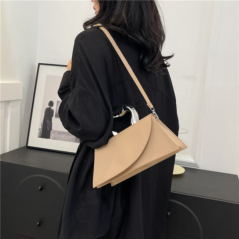 Thumbnail: new style fashion simple women's texture metal handheld shoulder crossbody bag