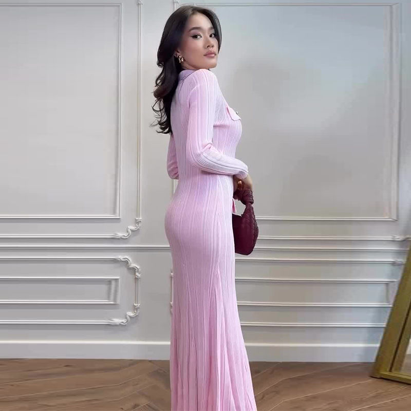 Thumbnail: very high quality  ladies gown